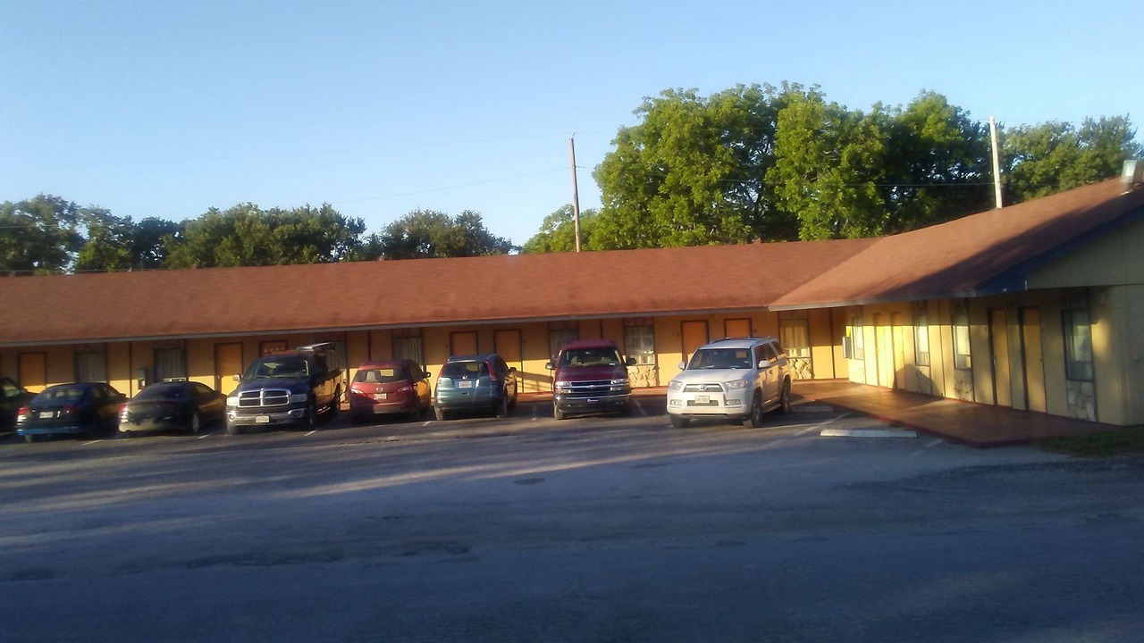 Photo of Others in Hico