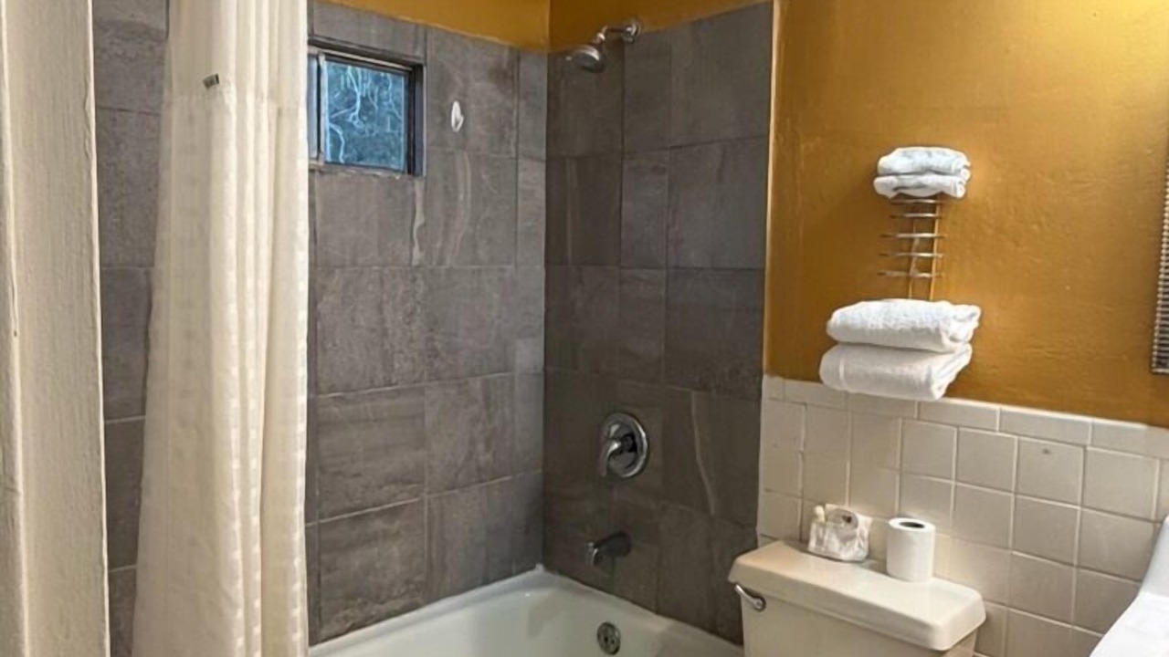Photo of Bathroom in Hico