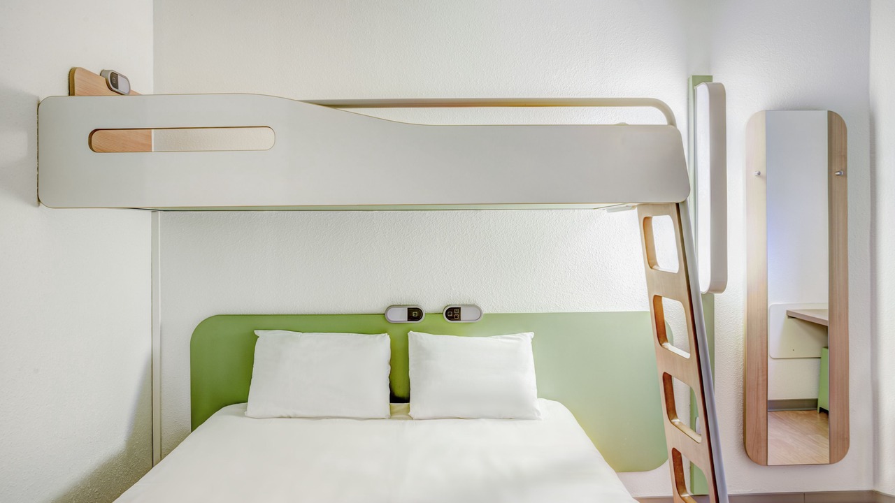 Photo of Bedroom in Mondeville