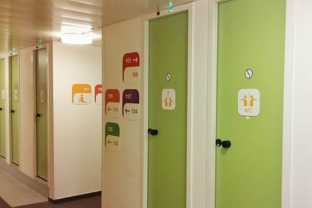 Photo of Bathroom in Beaucouze