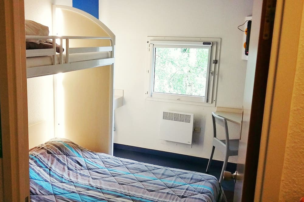 Photo of Bedroom in Beaucouze