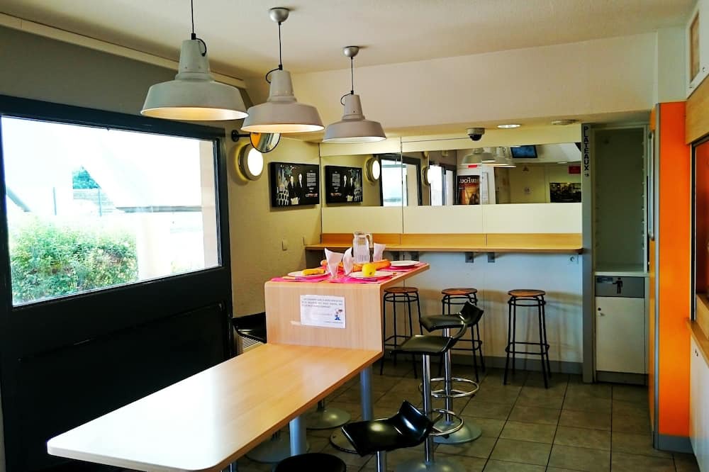 Photo of Others in Beaucouze