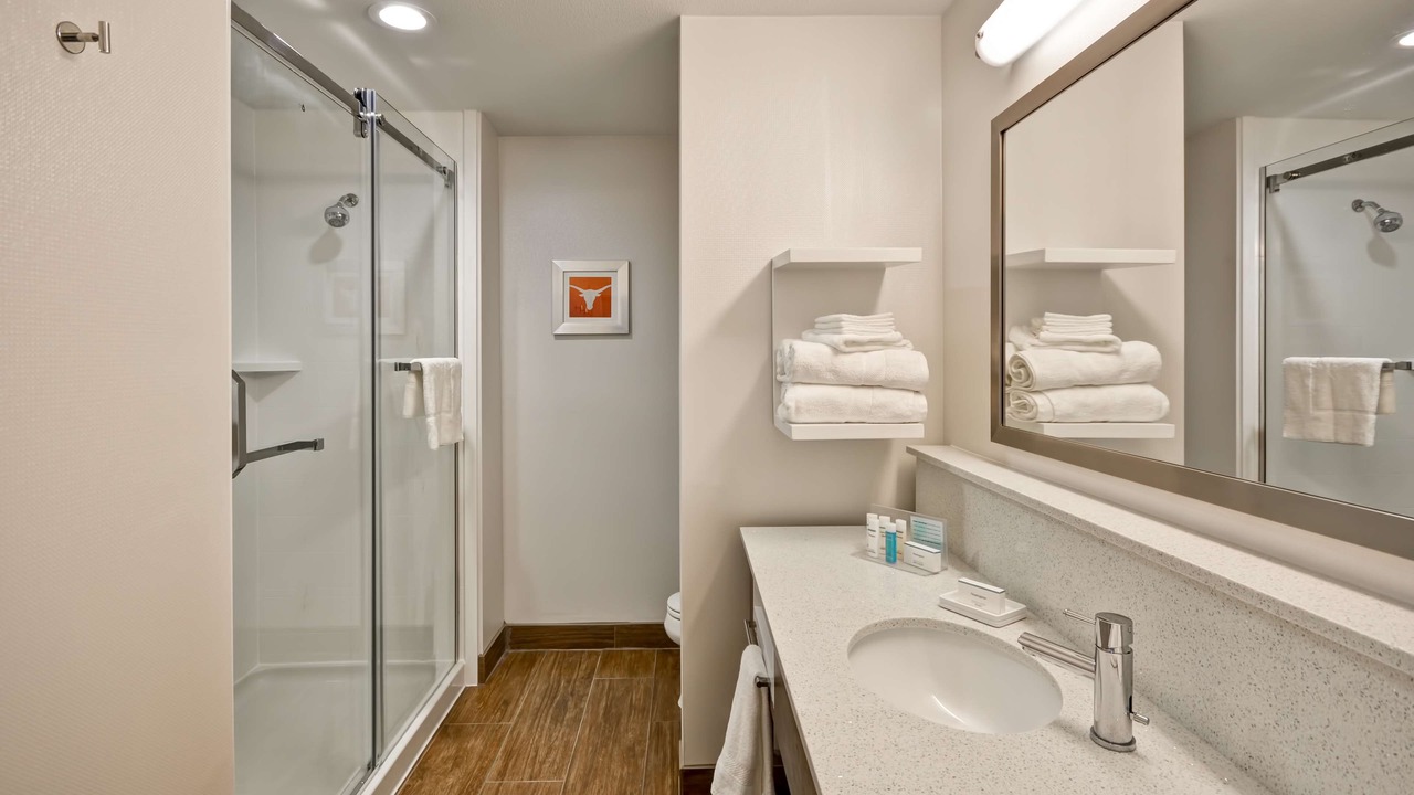 Photo of Others in Kyle