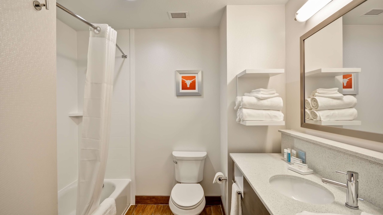 Photo of Bathroom in Kyle