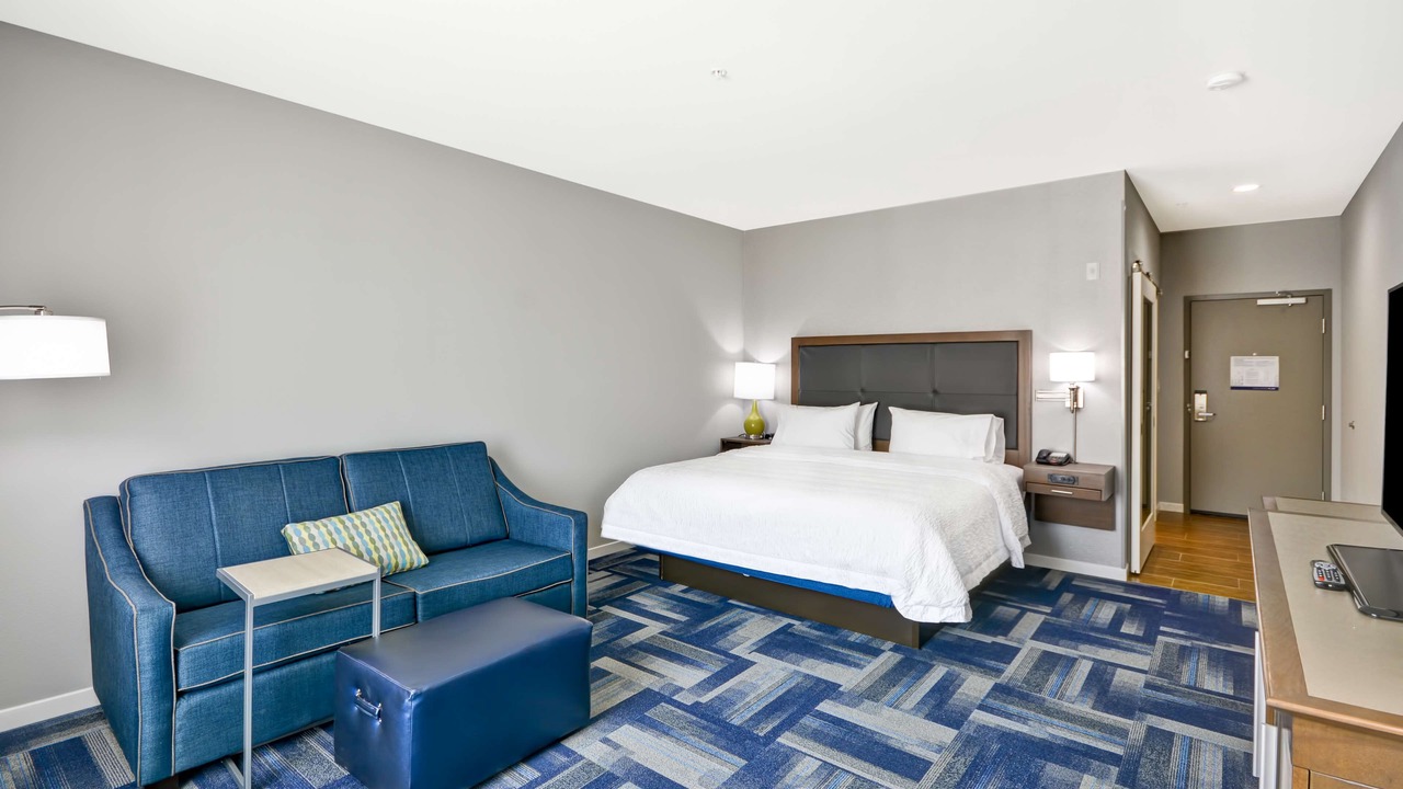 Photo of Bedroom in Kyle