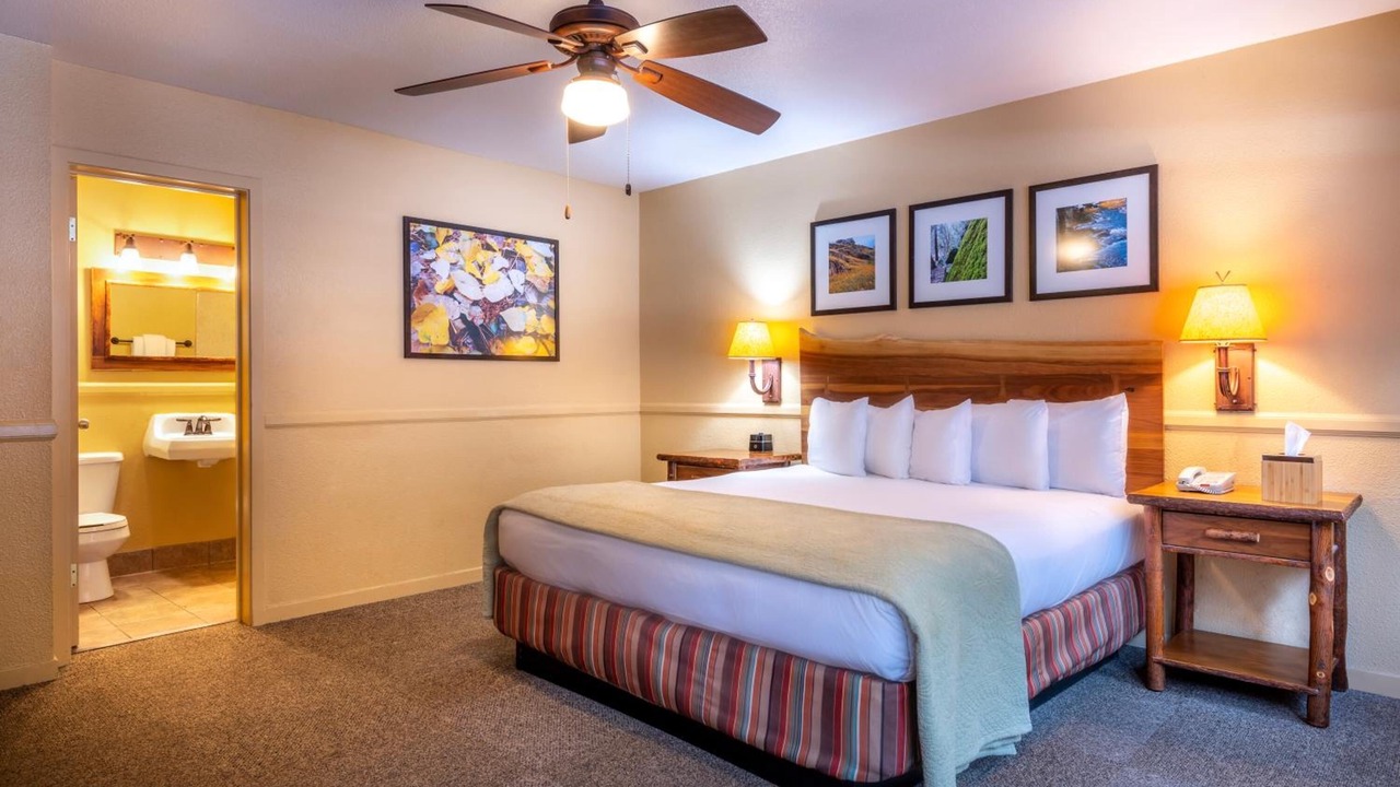 Photo of Bedroom in Yosemite Village