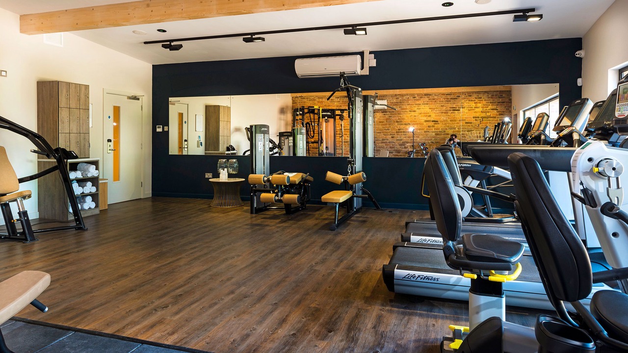 Photo of Others in Down Hatherley