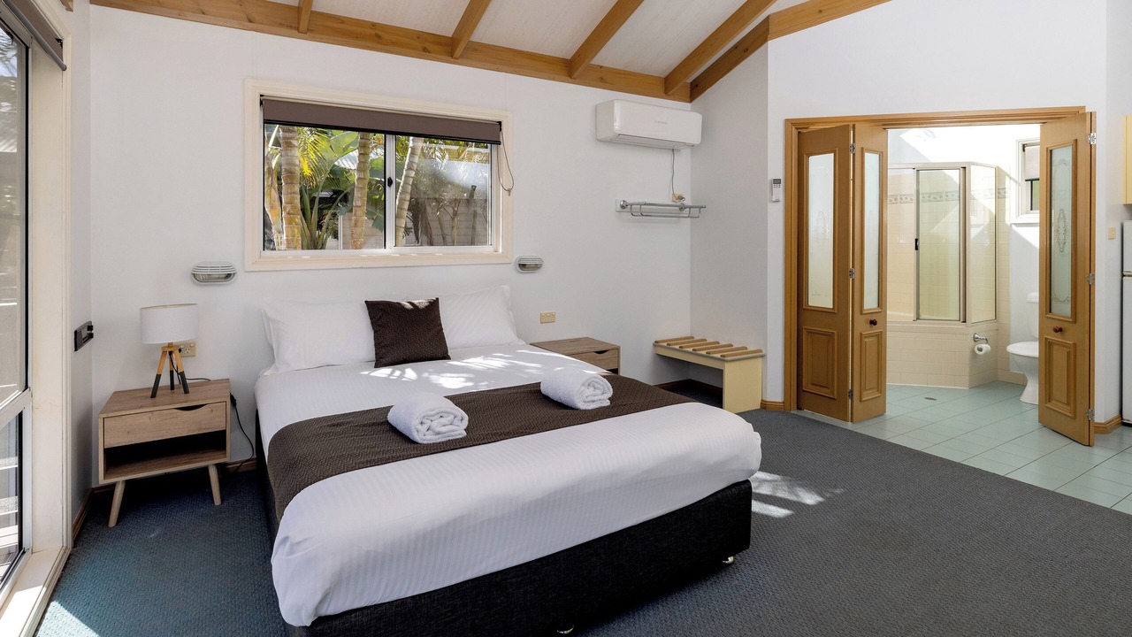 Photo of Others in Manning Point