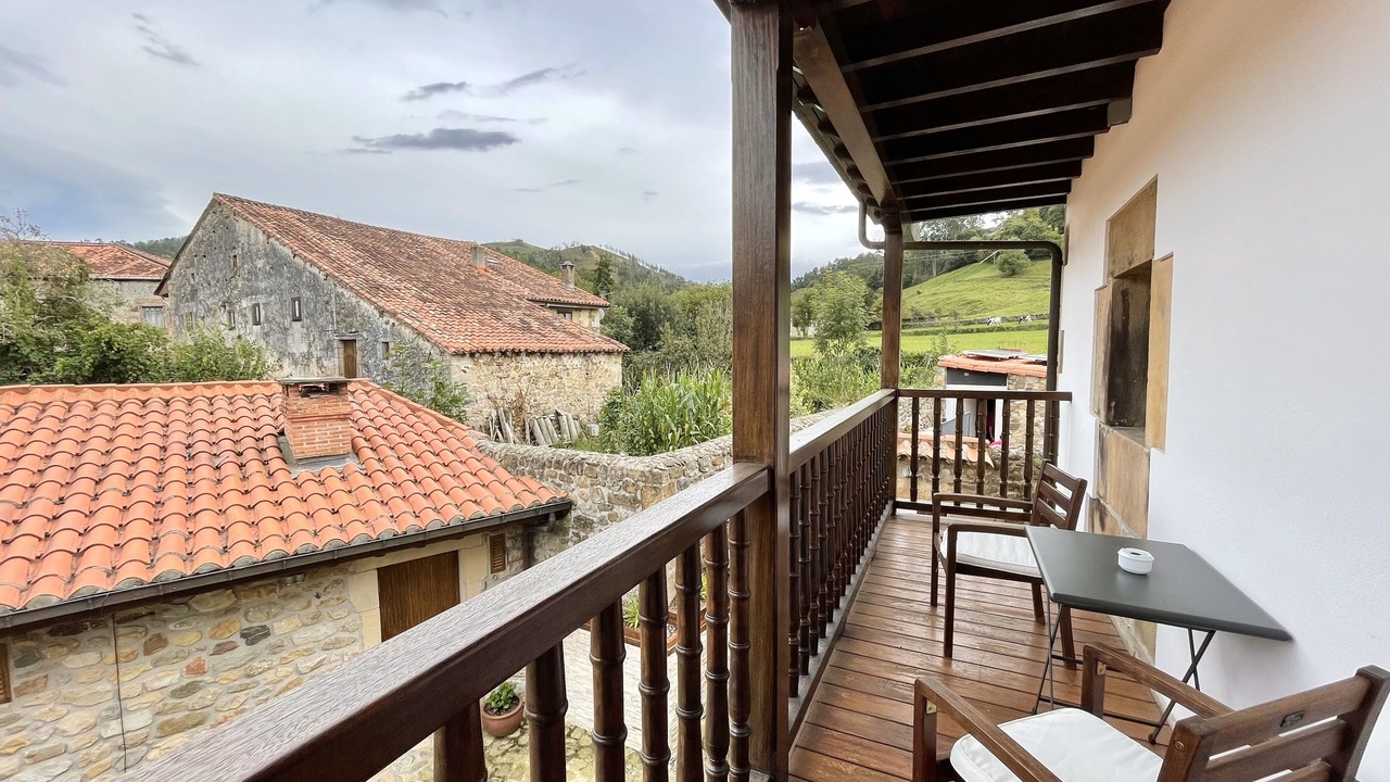 Photo of Others in Llerana