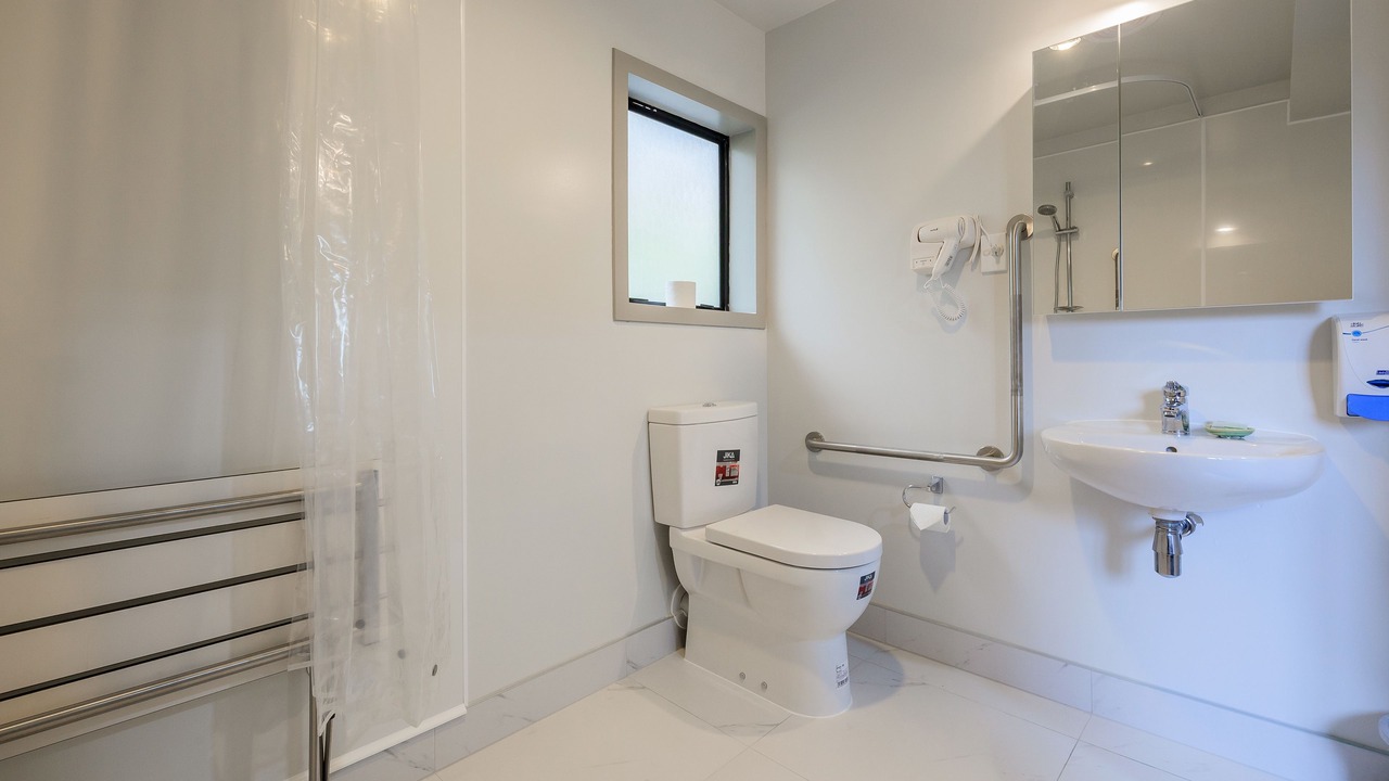 Photo of Bathroom in Greenlane - Ellerslie