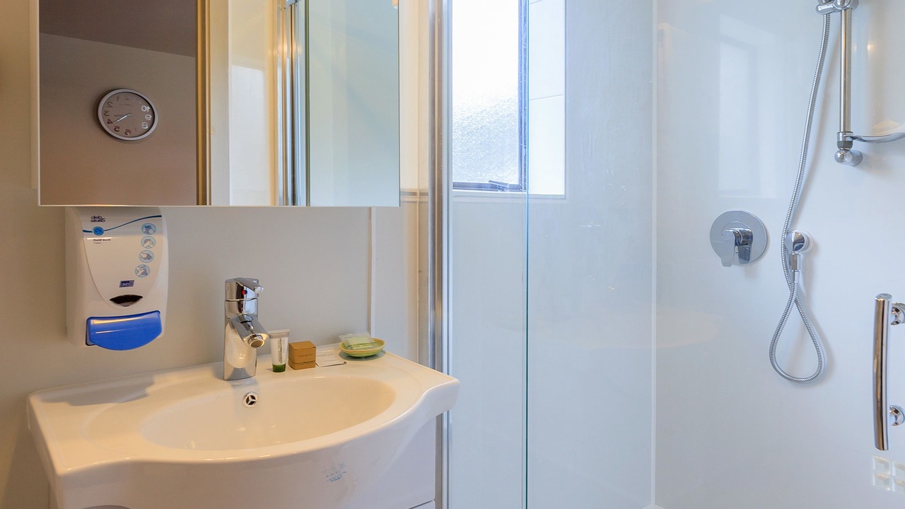 Photo of Bathroom in Greenlane - Ellerslie