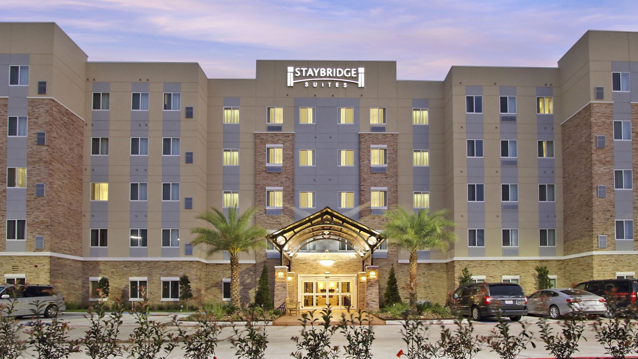 Photo of Buildings in Braeswood Place