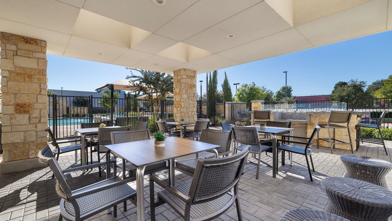 Photo of Patio Balcony in Addison