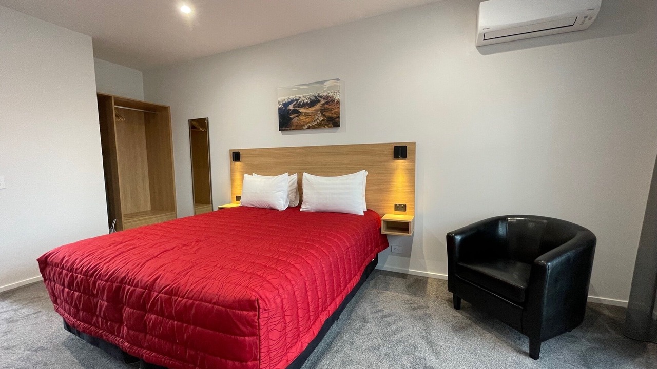 Photo of Others in Omarama