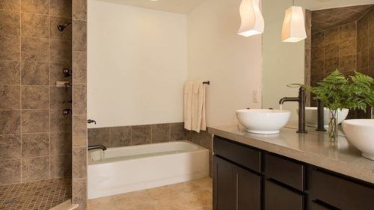 Photo of Bathroom in Attica