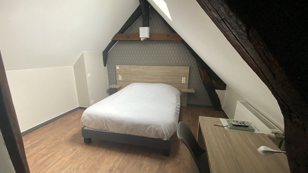 Photo of Bedroom in Chaumont-en-Vexin