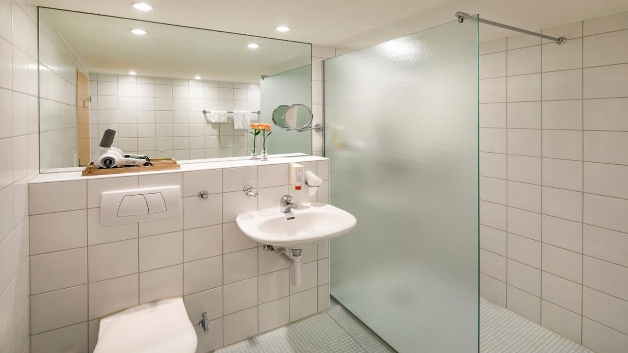 Photo of Bathroom in Meilen District