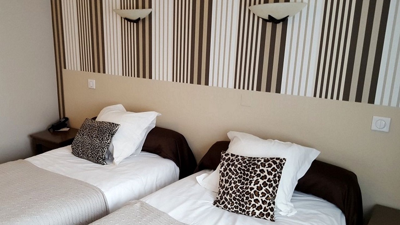 Photo of Others in Le Menil