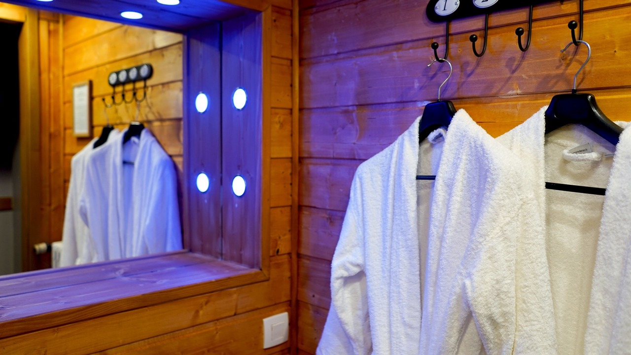 Photo of Others in Le Menil