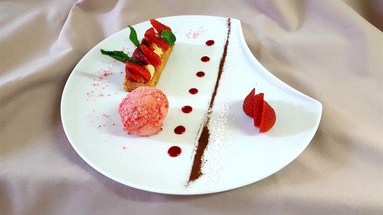 Photo of Others in Le Menil