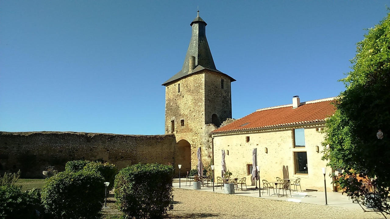Photo of Bedroom in Airvault