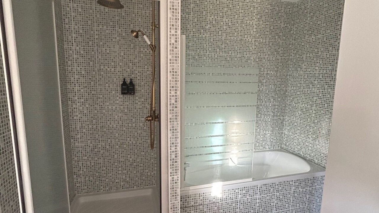 Photo of Bathroom in Airvault