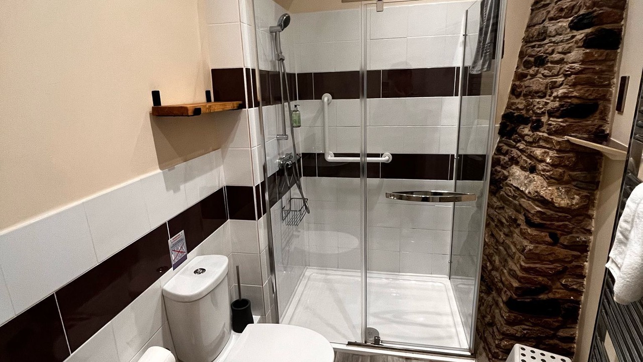 Photo of Bathroom in Cross