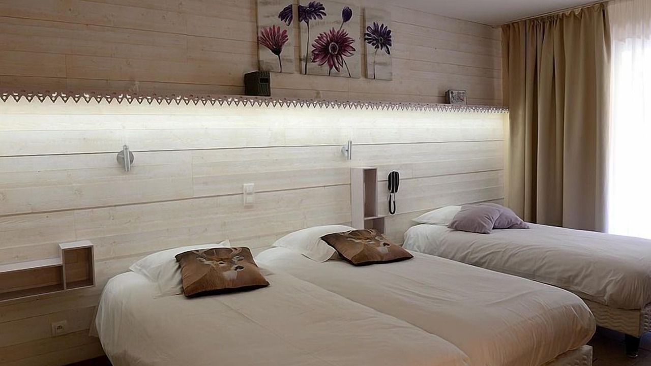 Photo of Bedroom in Treschenu-Creyers