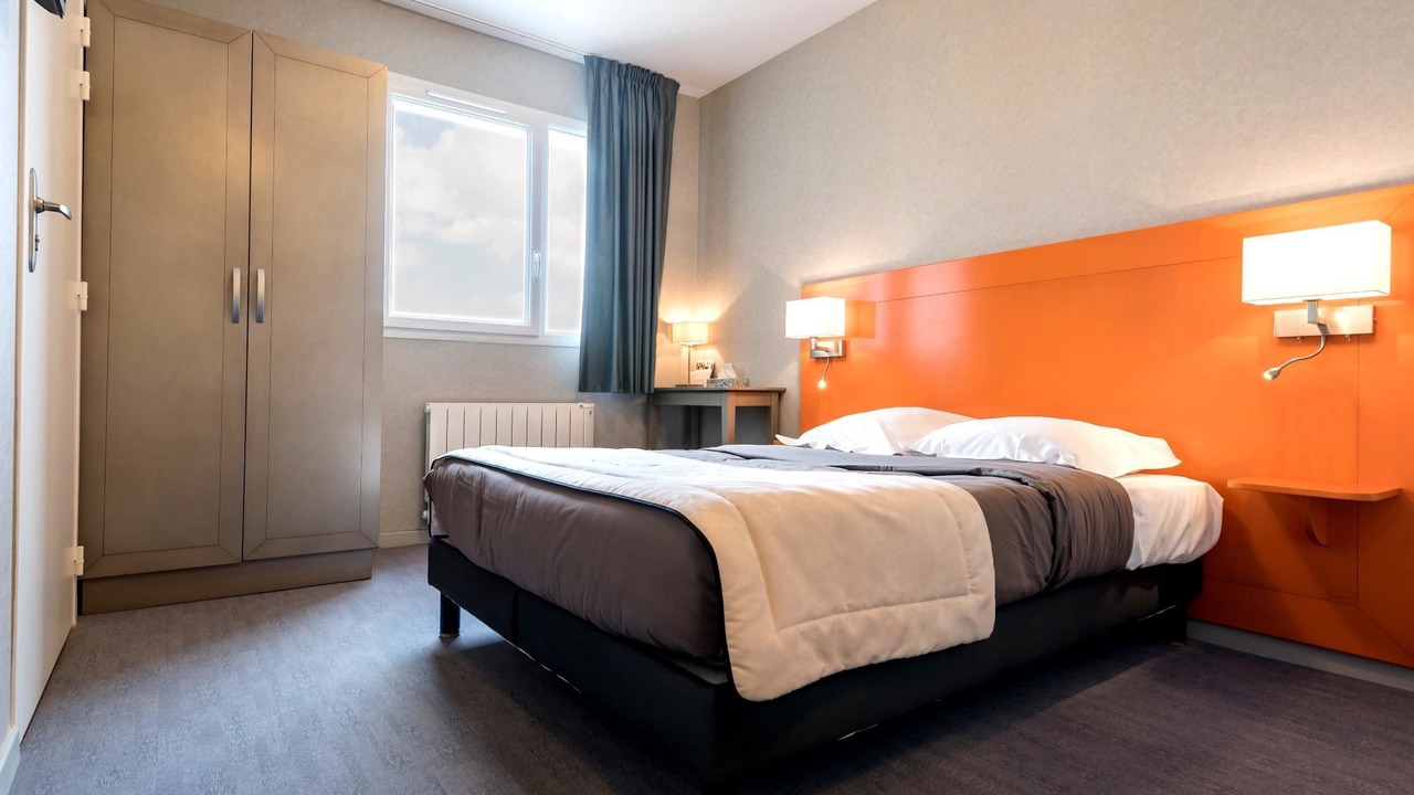 Photo of Bedroom in Saint-Symphorien-sur-Coise