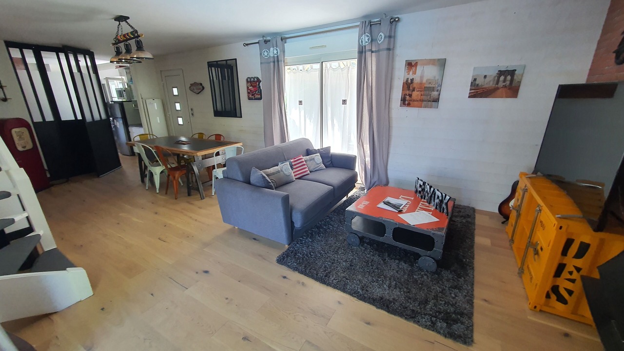 Photo of Bedroom in Gujan-Mestras