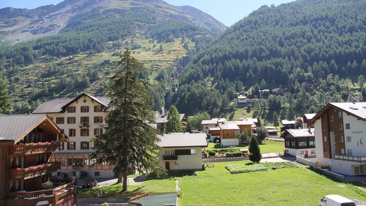 Photo of Others in Taesch