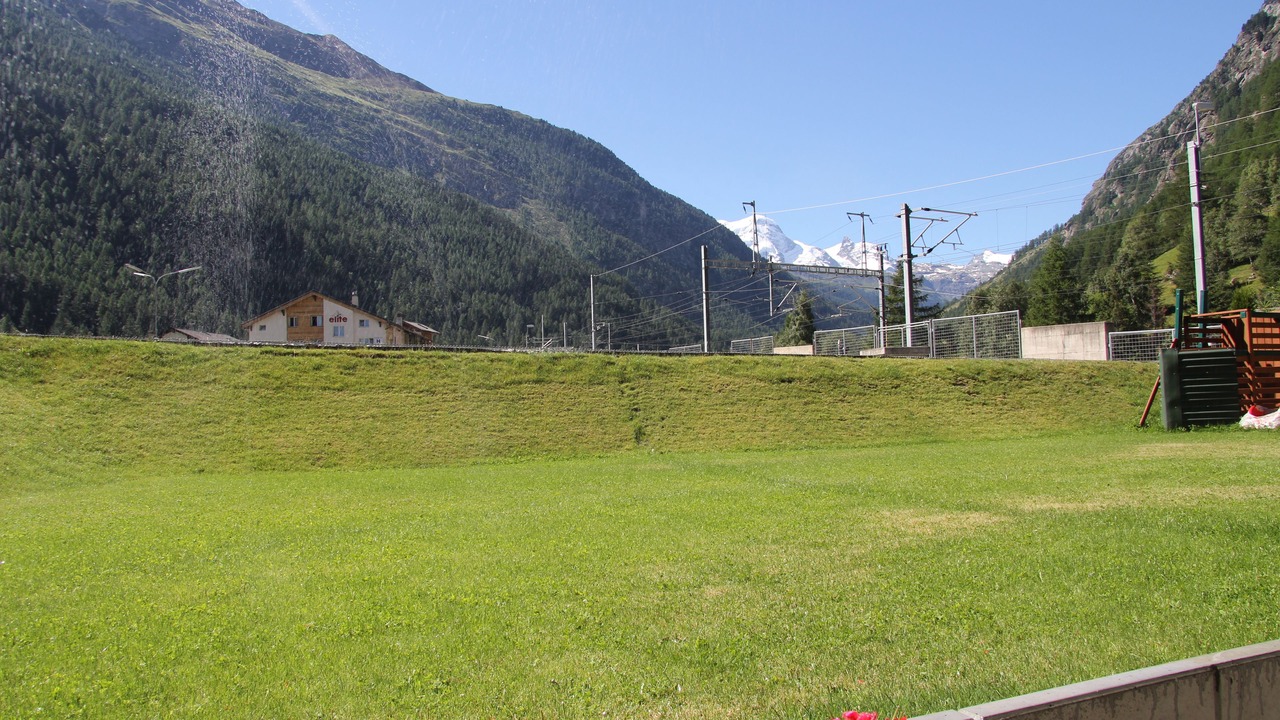 Photo of Others in Taesch