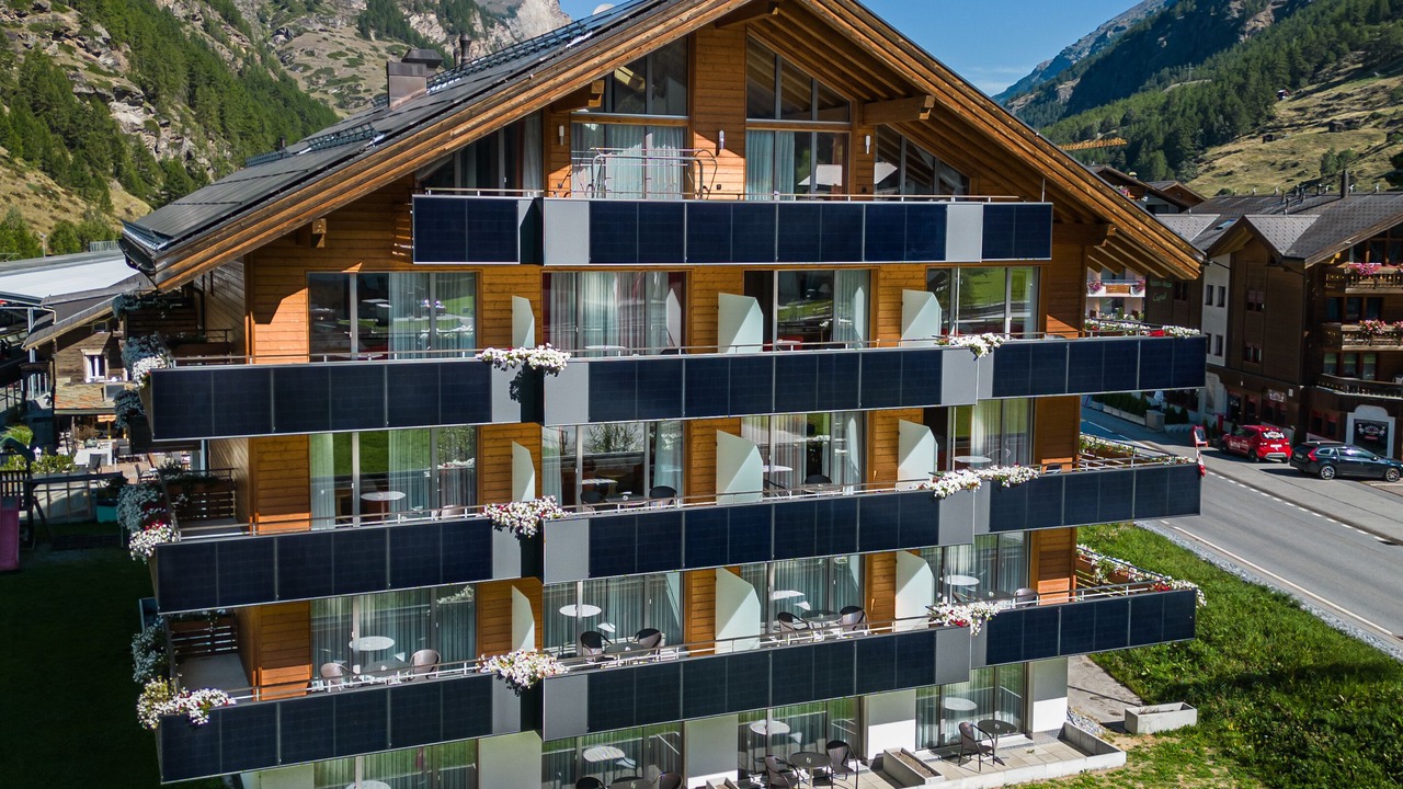 Photo of Outdoor in Taesch