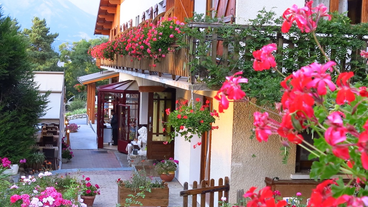 Photo of Outdoor in Baratier
