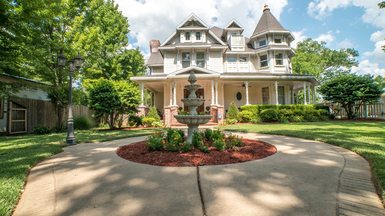 Photo of Outdoor in Downtown