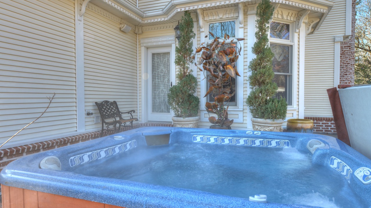 Photo of Others in Downtown