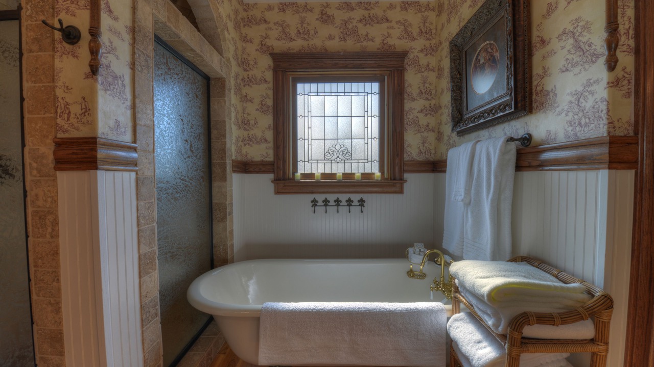 Photo of Others in Downtown