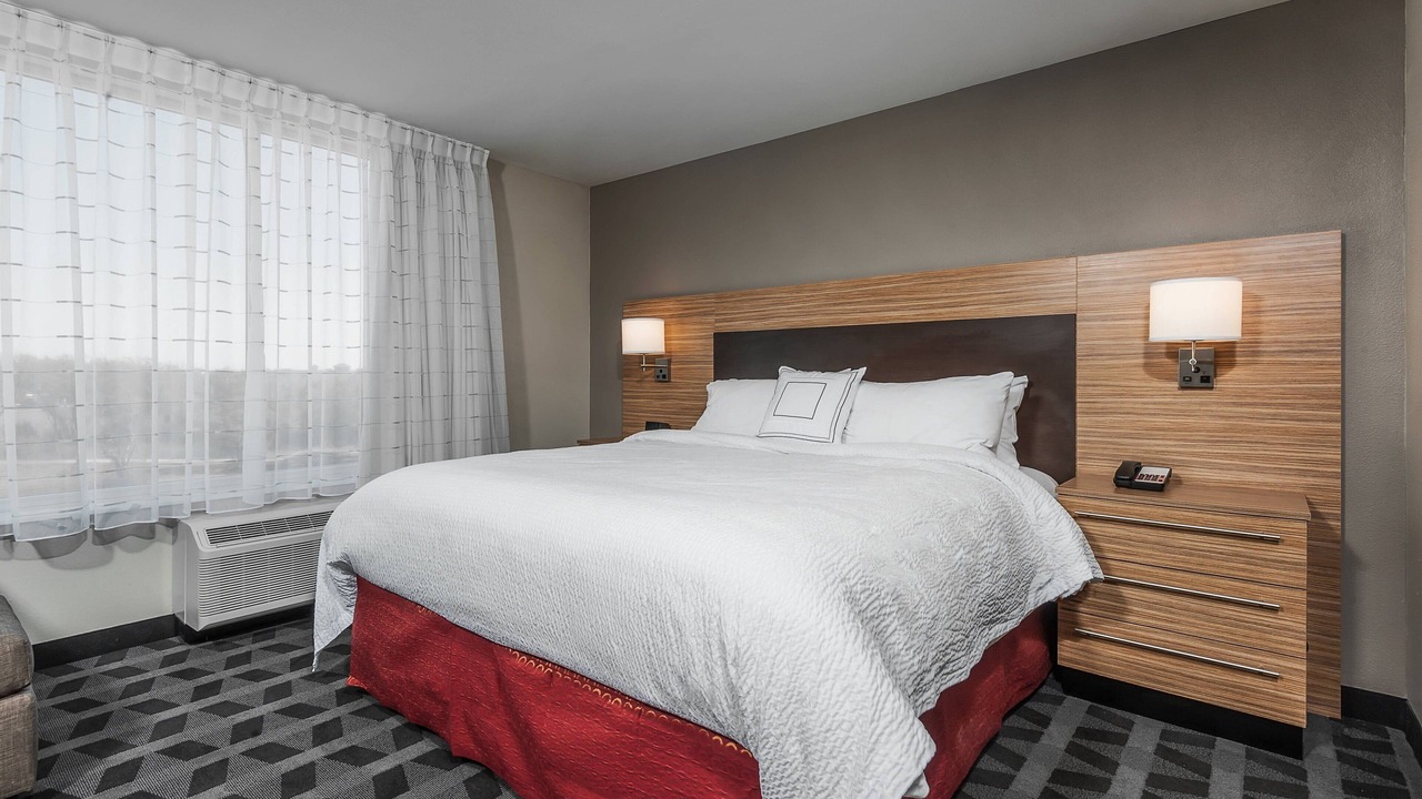 Photo of Bedroom in McNeil