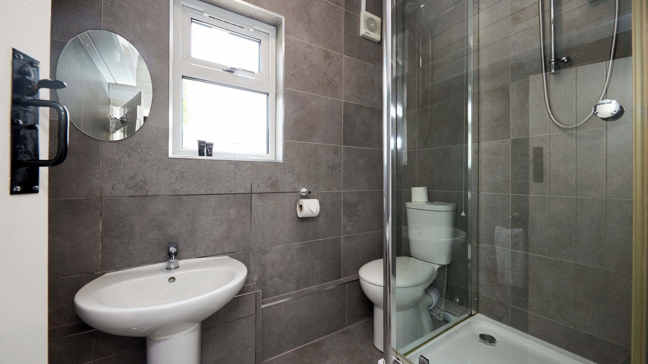 Photo of Bathroom in Edwinstowe