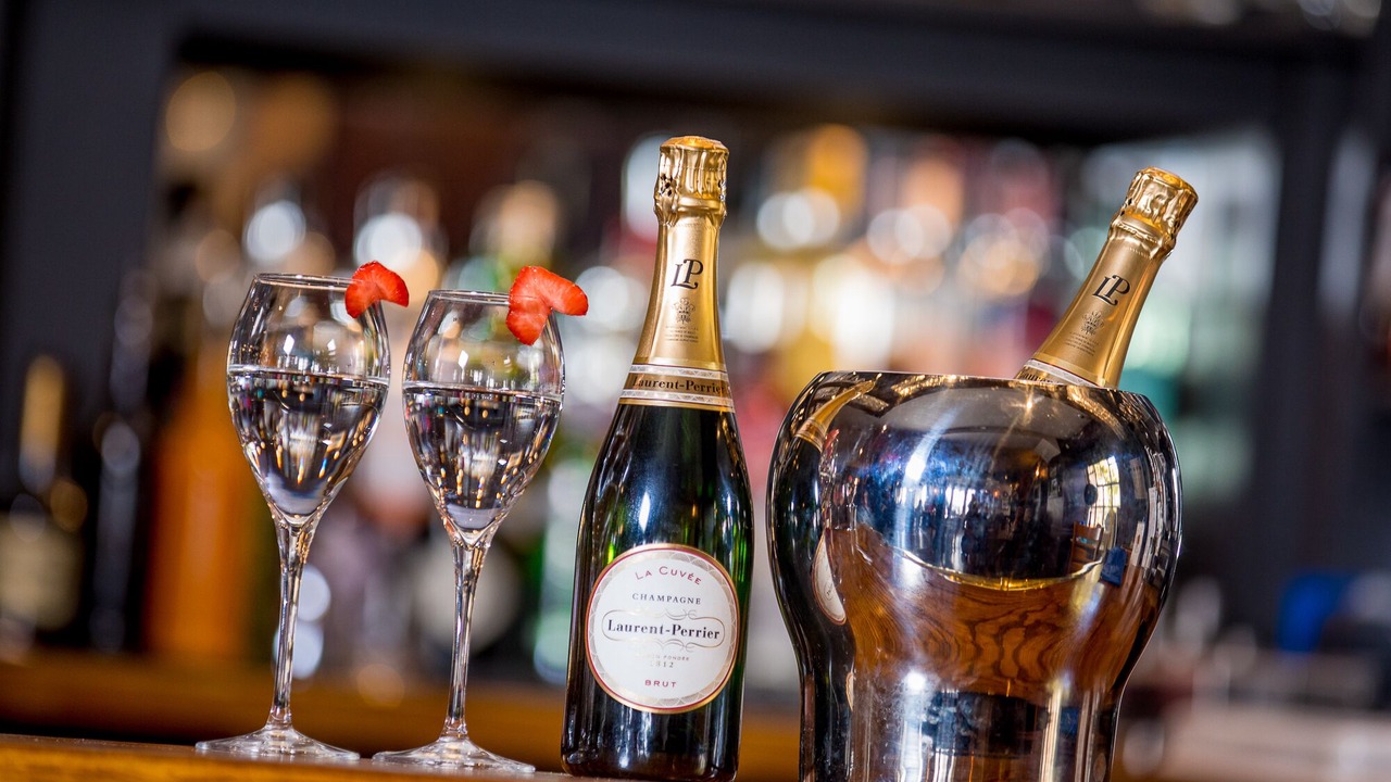 Photo of Others in Wing