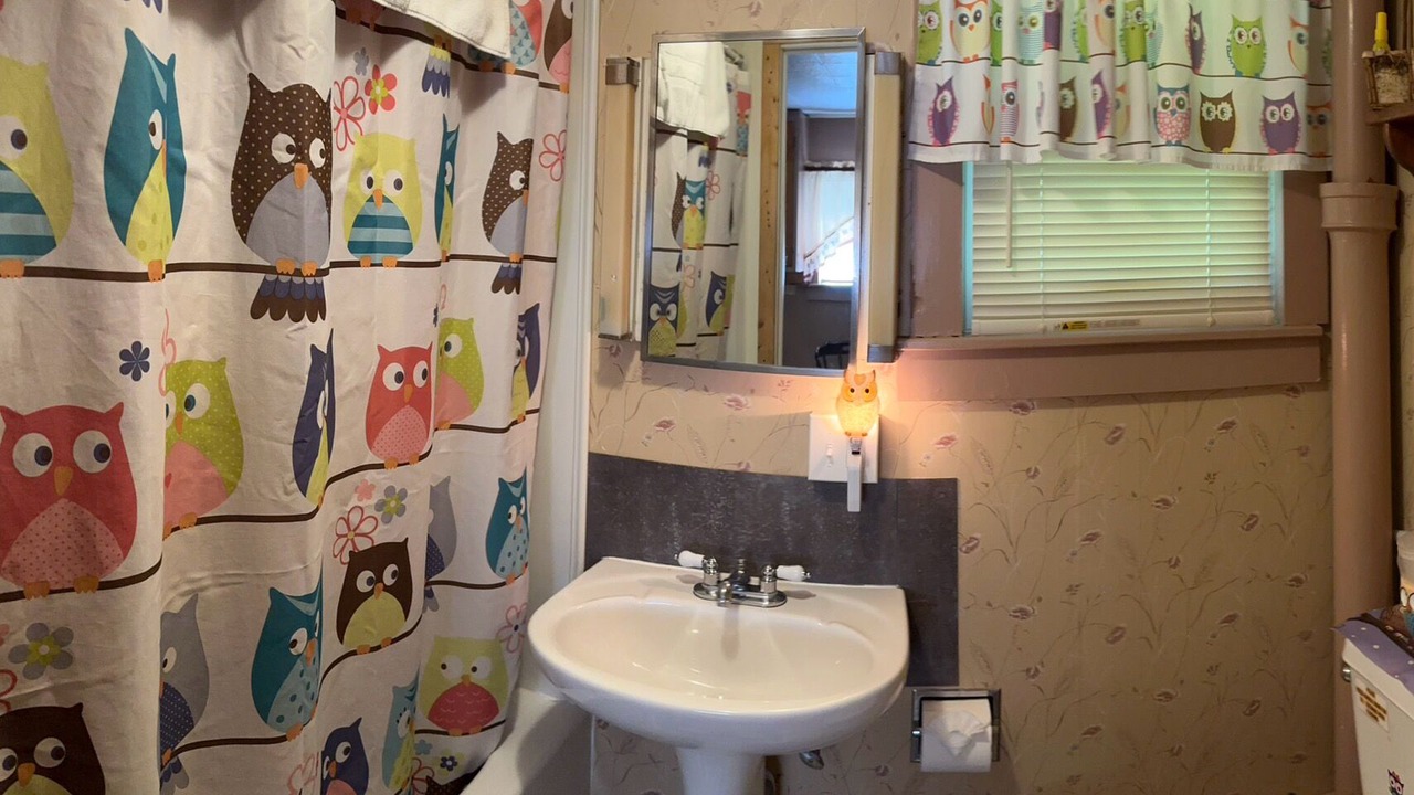 Photo of Bathroom in Cadillac