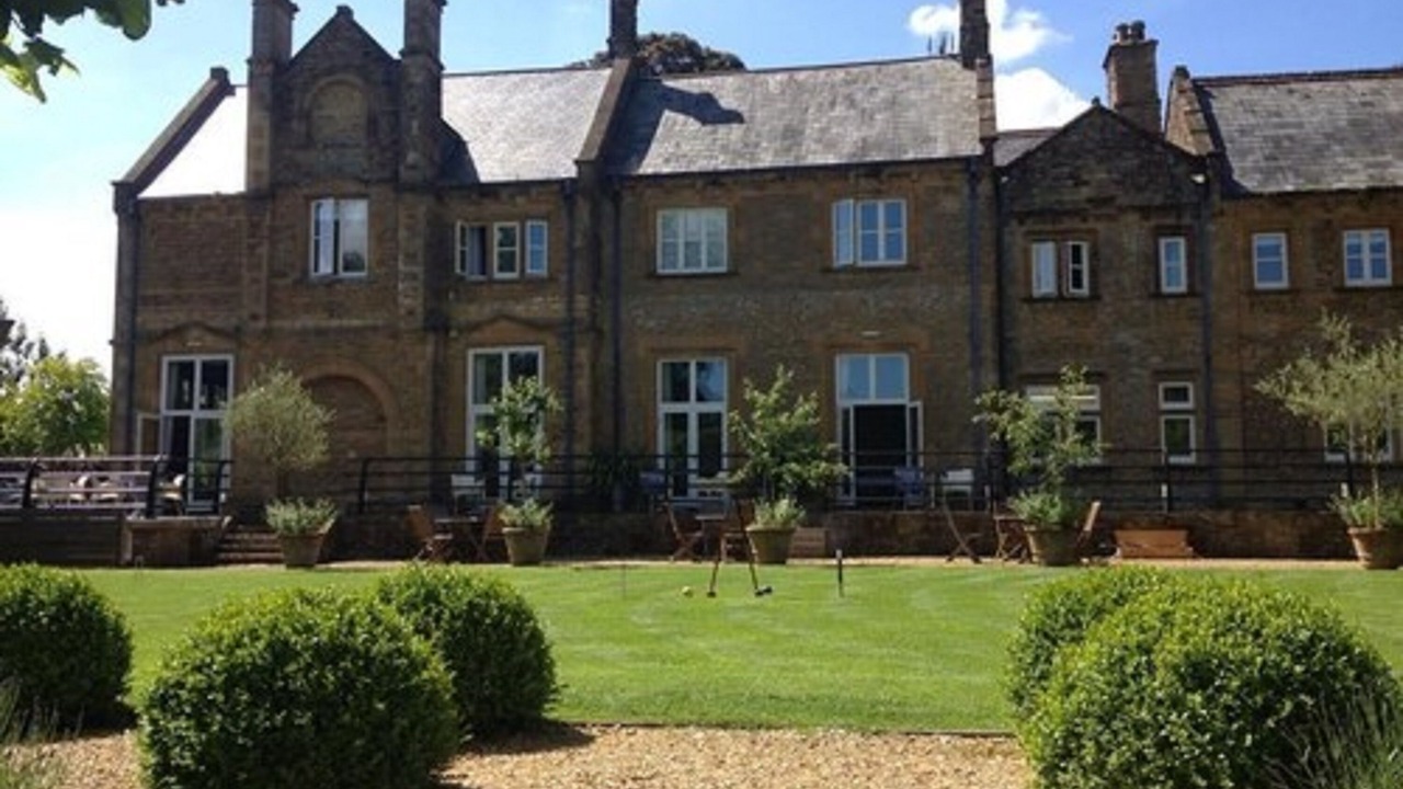 Photo of Outdoor in Brympton