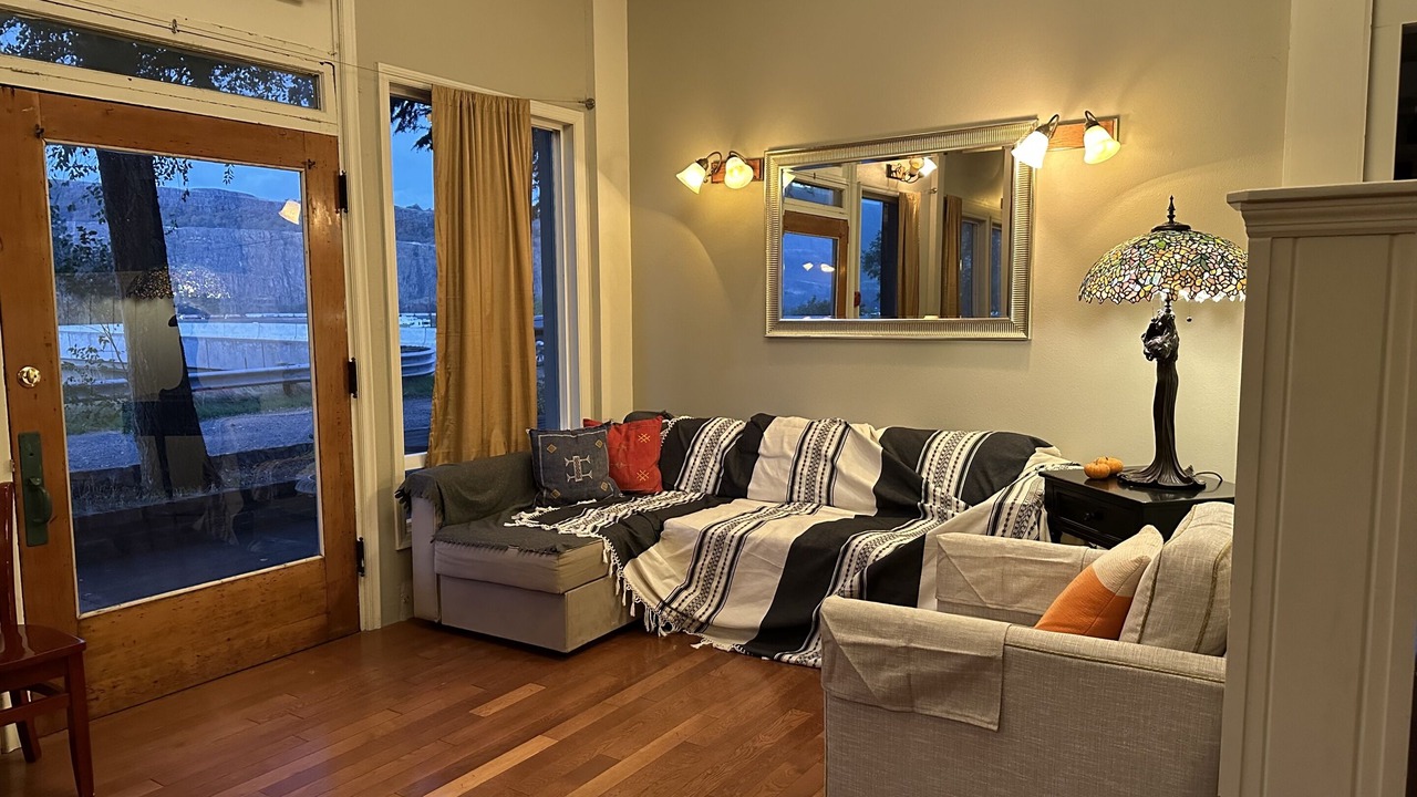 Photo of Others in Lyle