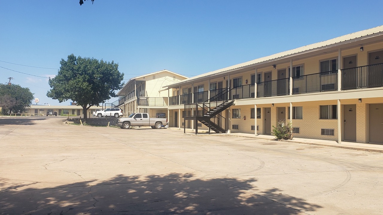 Photo of Outdoor in Brady
