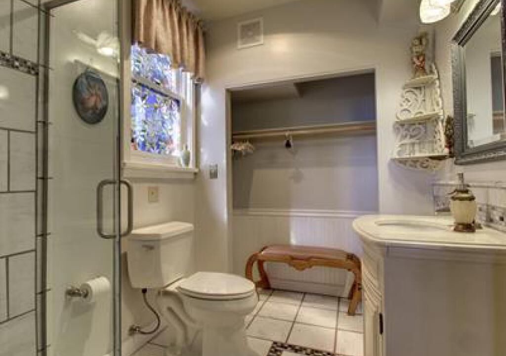 Photo of Bathroom in Jerome