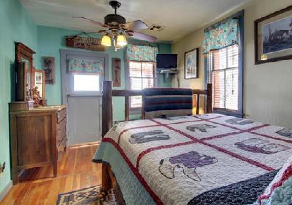 Photo of Bedroom in Jerome