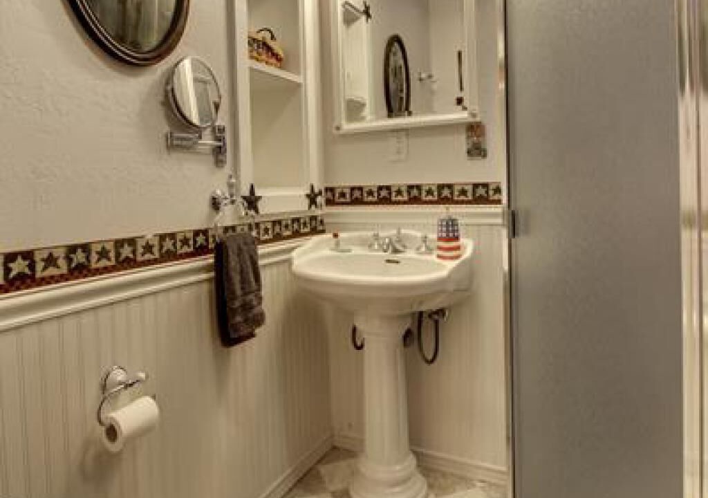 Photo of Bathroom in Jerome