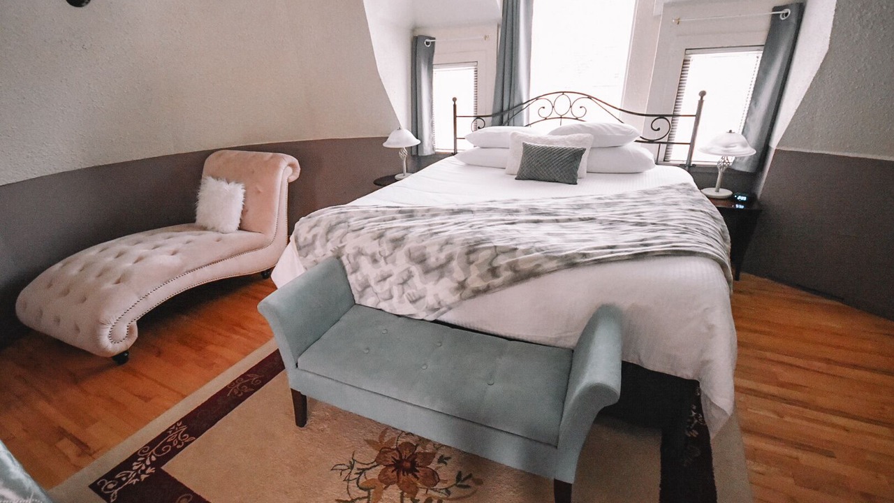 Photo of Bedroom in Morden