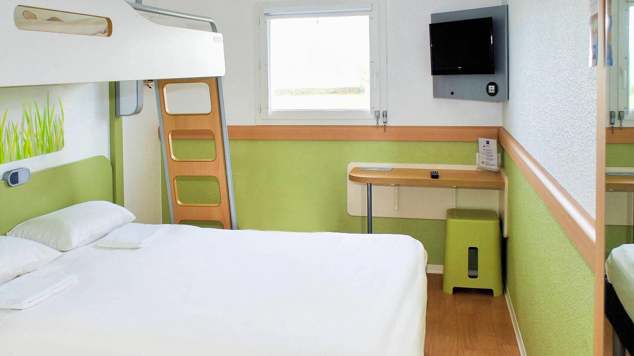 Photo of Bedroom in Flers
