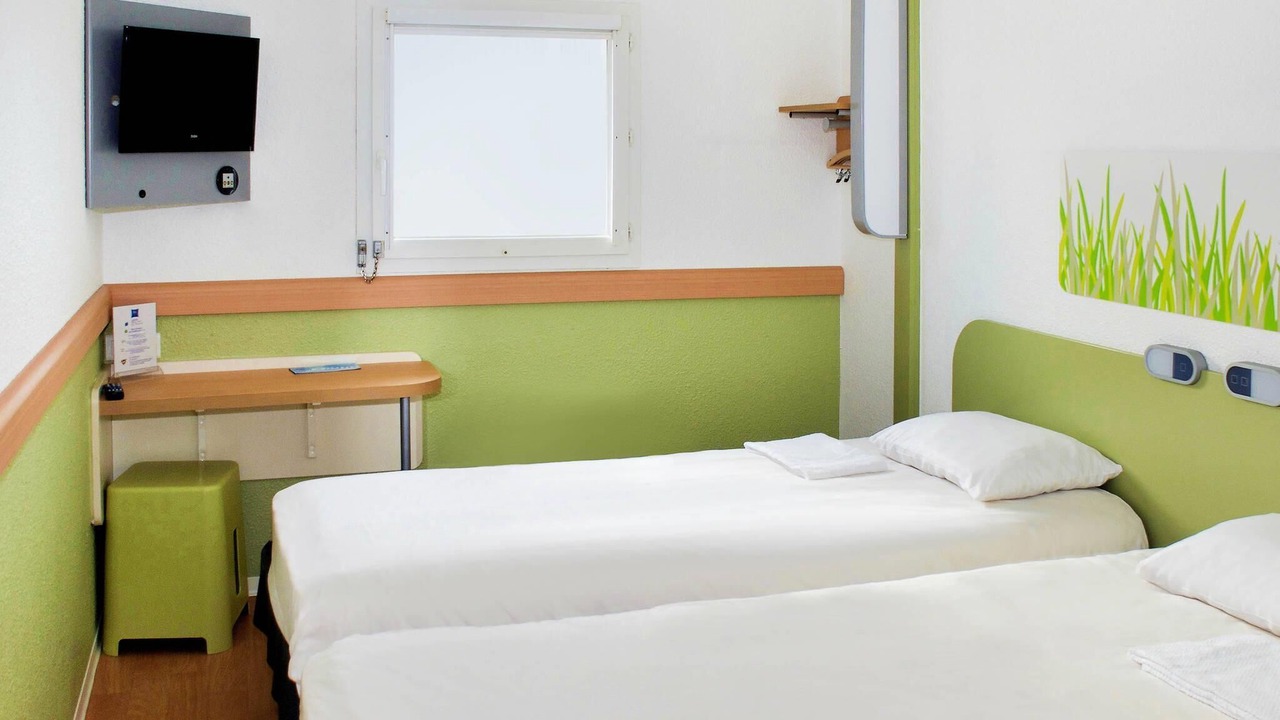 Photo of Bedroom in Flers